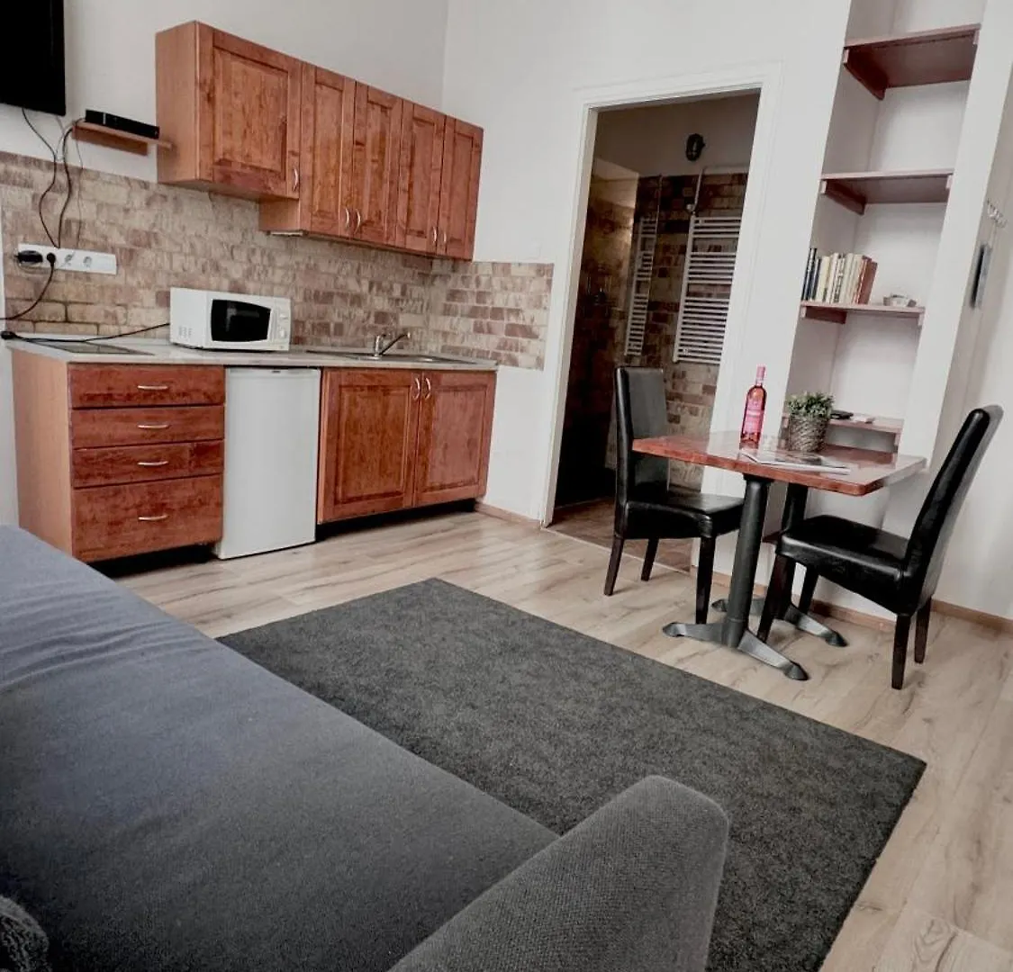 Central Walk Fashionstreet Apartmnts Budapest 0*,  Hungary